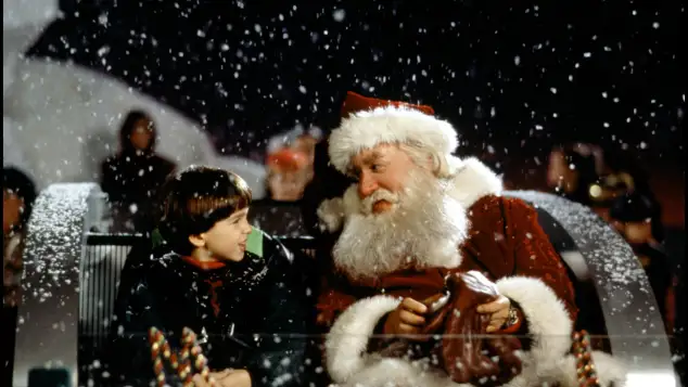 Eric Lloyd and Tim Allen in Santa Clause