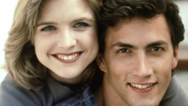 MELROSE PLACE, Courtney Thorne-Smith, Andrew Shue, 1992 - 1999. Spelling Television/ Courtesy: Everett Collection. Aaron