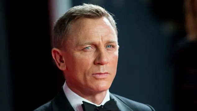 Daniel Craig