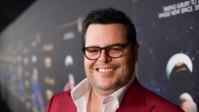 Josh Gad