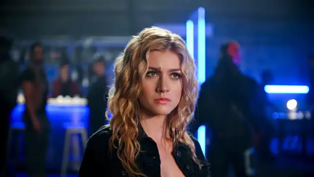 Katherine McNamara in 'Arrow'