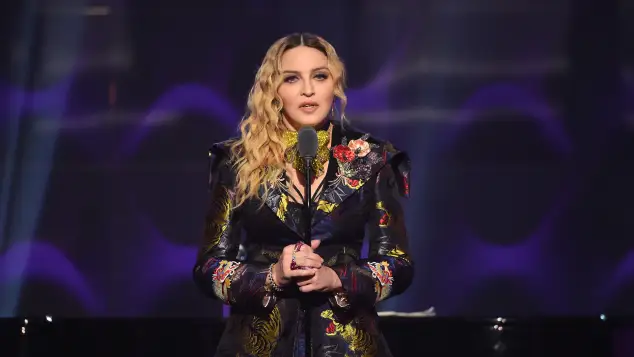 Madonna es censurada por publicar información falsa sobre el COVID-19
