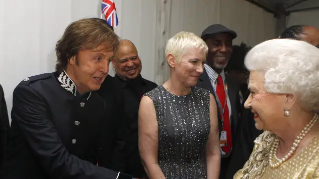 Paul McCartney and Queen Elizabeth II