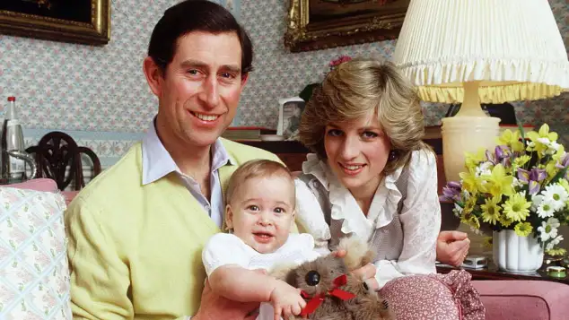 Príncipe Carlos, Príncipe William y Princesa Diana