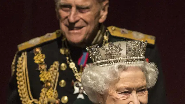 Príncipe Felipe y la reina Isabel
