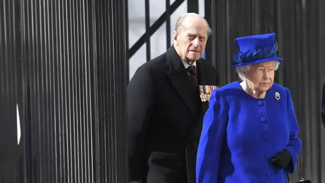 Príncipe Felipe y la reina Isabel