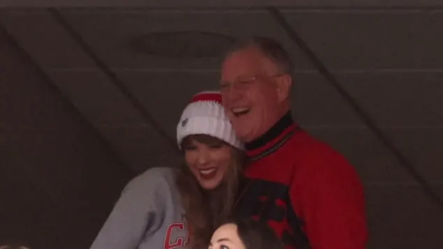 Taylor Swift and Scott Swift