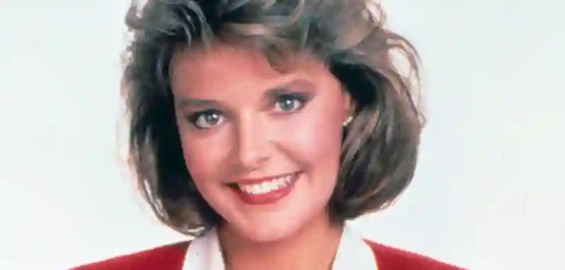 TV Neighbors These Are The Very Best - Amanda Bearse Married With Children Marcy TV shows series neighbours