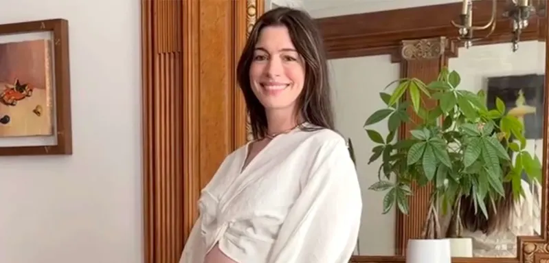 Anne Hathaway