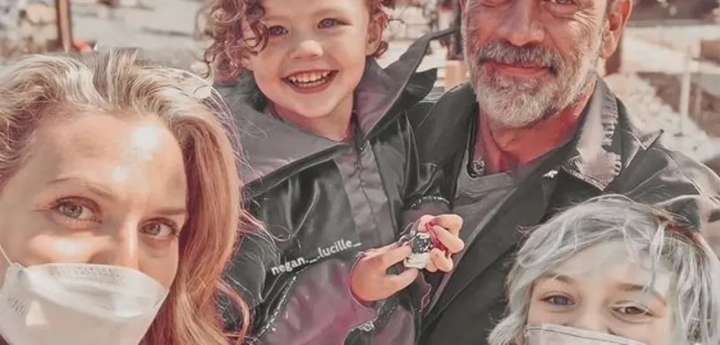 Hilarie Burton and Family