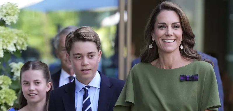 Princess Kate with her children