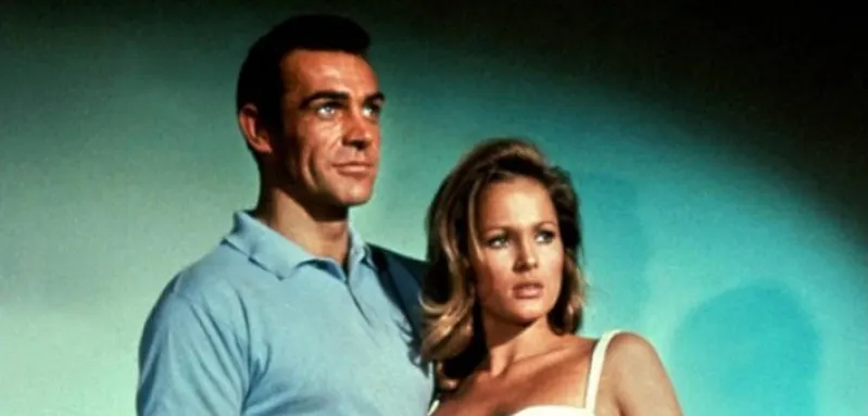 "James Bond": Sean Connery and Ursula Andress