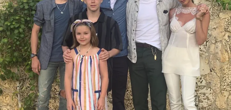 Romeo, Harper, Cruz, David, Brooklyn and Victoria Beckham