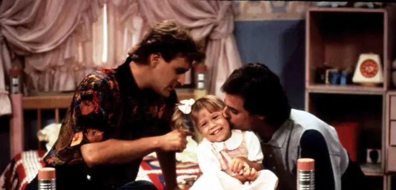 Dave Coulier, Mary Kate, Ashley Olsen, Bob Saget in 'Full House'