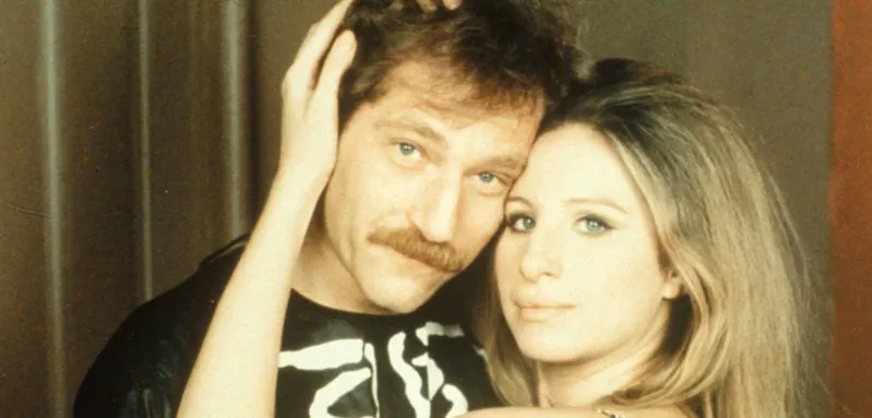 George Segal and Barbra Streisand in 'The Owl and the Pussycat'