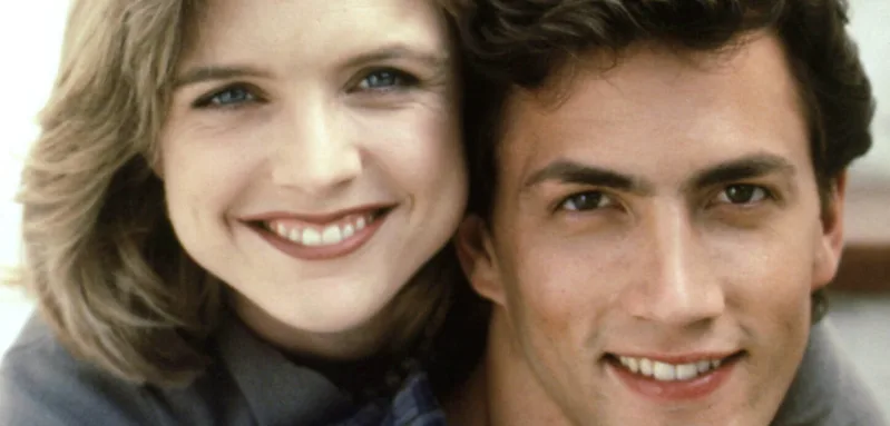 MELROSE PLACE, Courtney Thorne-Smith, Andrew Shue, 1992 - 1999. Spelling Television/ Courtesy: Everett Collection. Aaron
