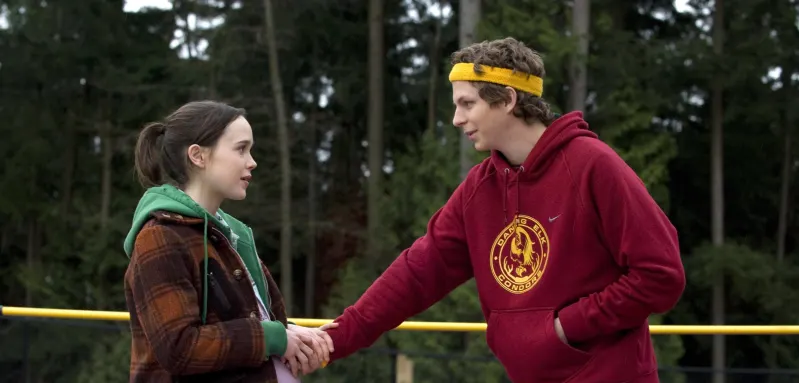 Ellen Page and Michael Cera in 'June'