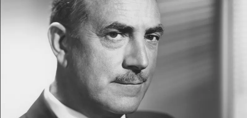 Raymond Bailey