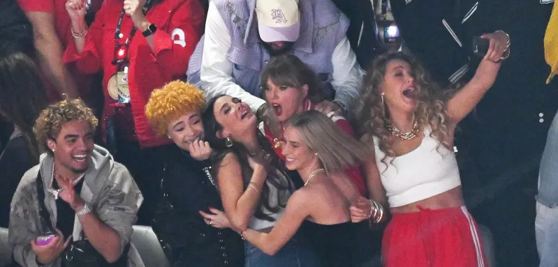 Taylor Swift, Ashley Avignone, Ice Spice and Blake Lively 