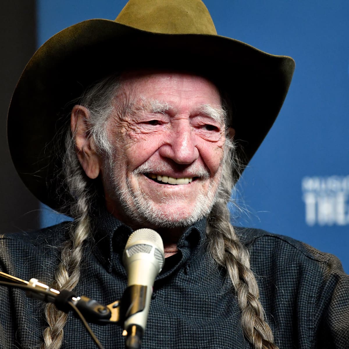 Willie Nelson Mourns The Loss Of His Sister Bobbie At 91