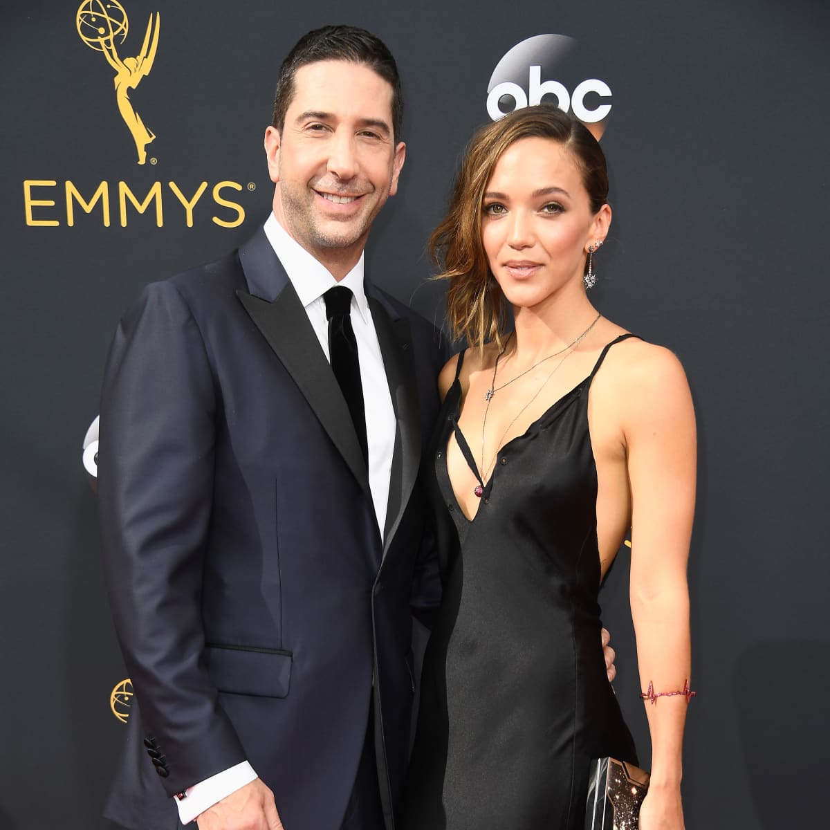 Friends This Is David Schwimmer S Wife Zoe Buckman