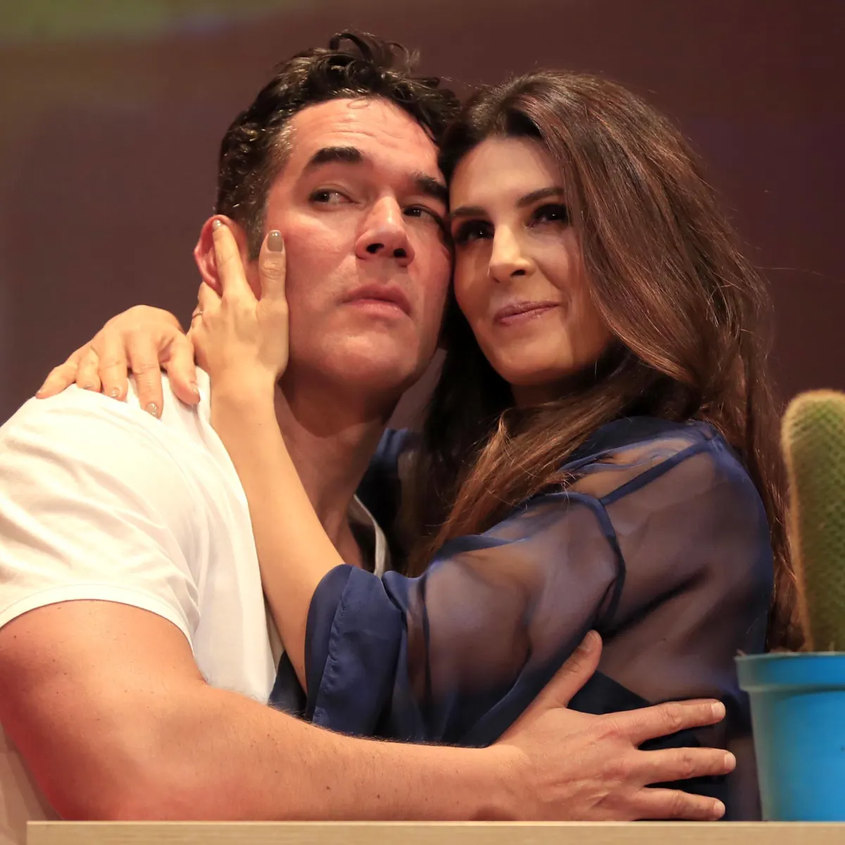 Altibajos en relación de Eduardo Santamarina y Mayrín Villanueva