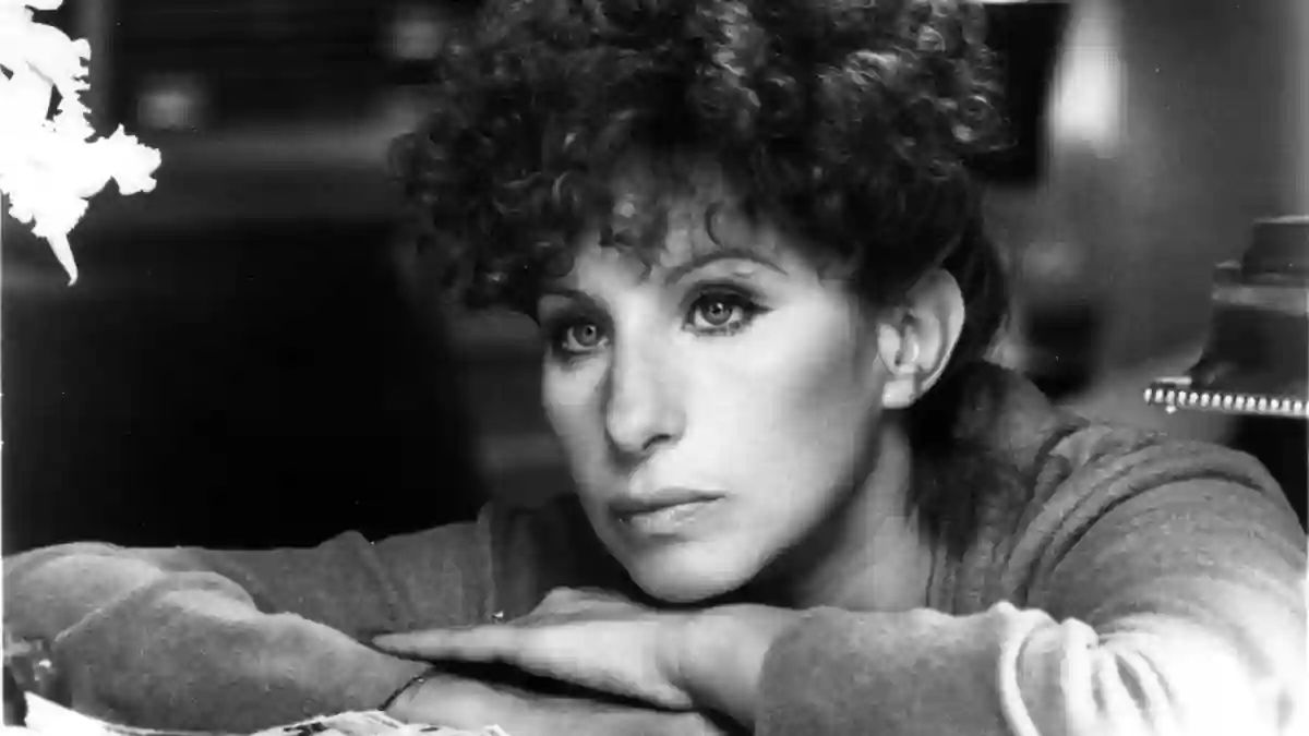 THE MAIN EVENT, Barbra Streisand, 1979, Warner Bros./Courtesy: Everett Collection. ©Warner Bros/Courtesy Everett Collect