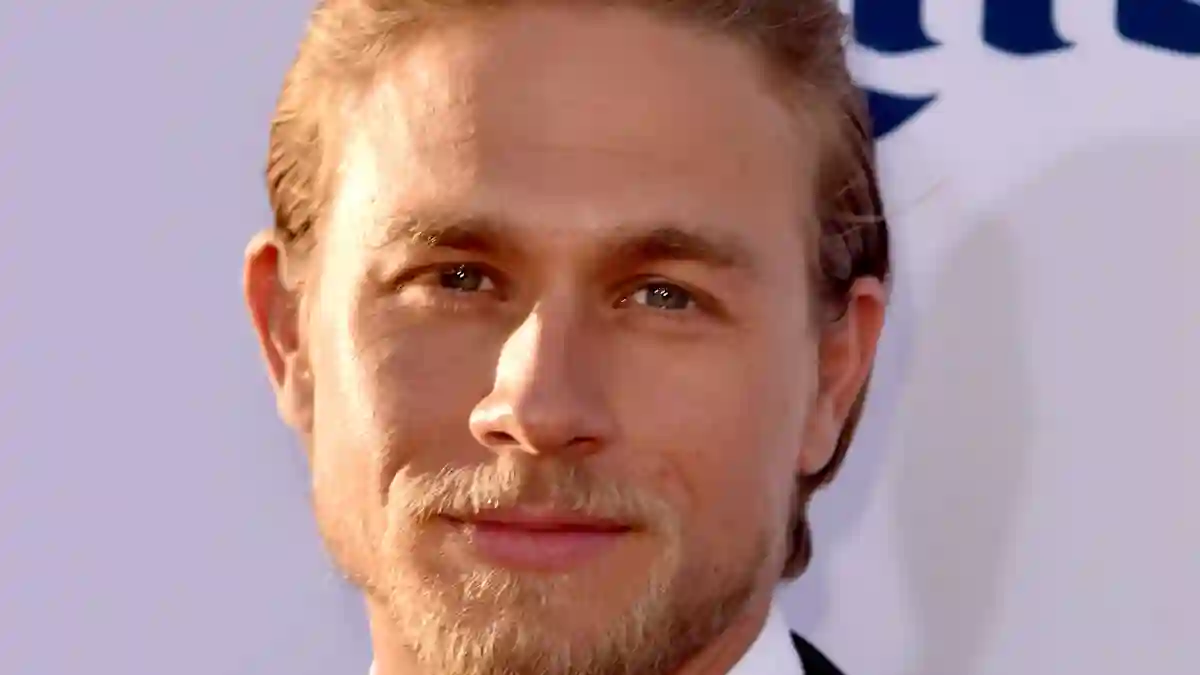 Charlie Hunnam takes on the leading role in the movie "The Lost City of Oz"