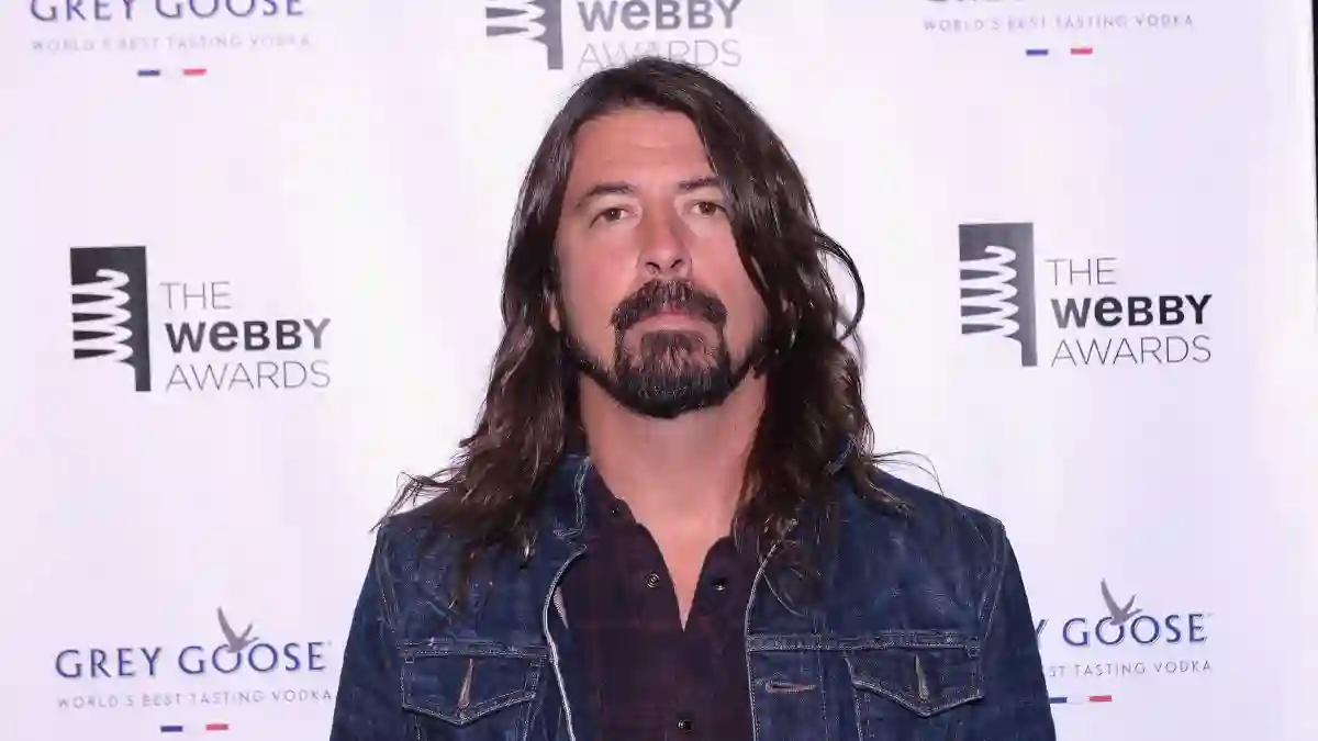 Dave Grohl Takes A Stand For Teachers Everywhere On Whether Or Not Schools Should Resume As Normal This Fall