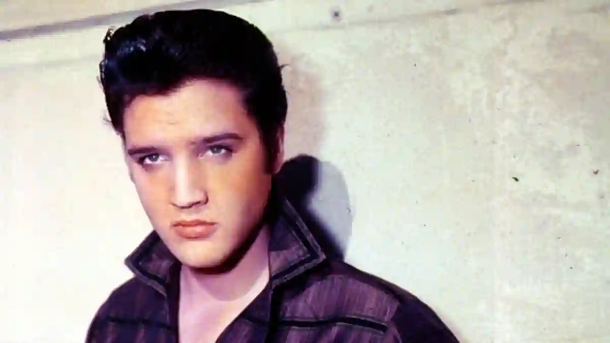 Singer Elvis Presley