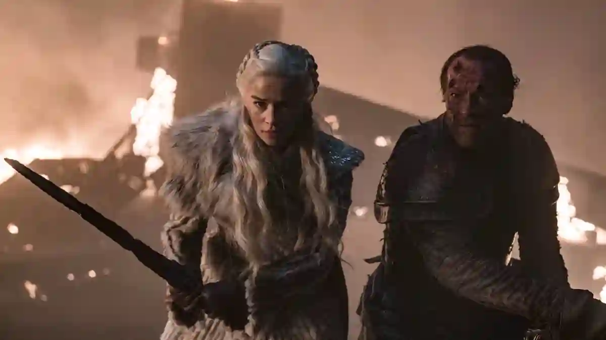 Emilia Clarke and Iain Glen in "Game of Thrones"