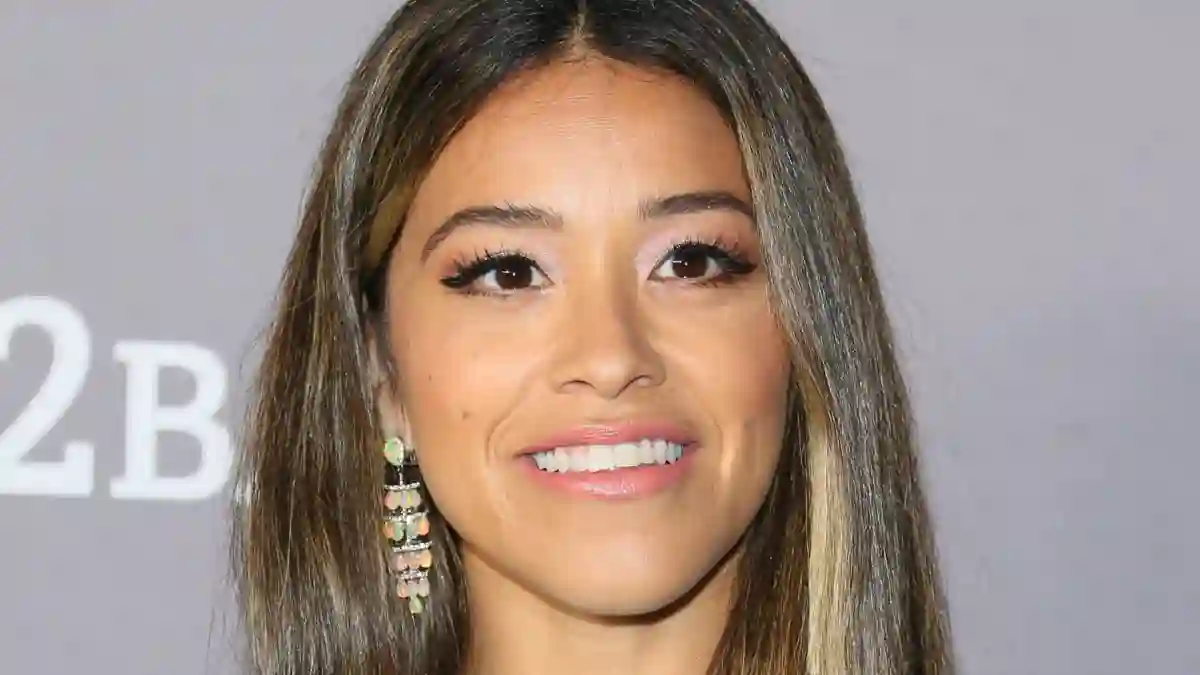 Gina Rodriguez arrives for the 2019 Baby2Baby Fundraising Gala, 2019