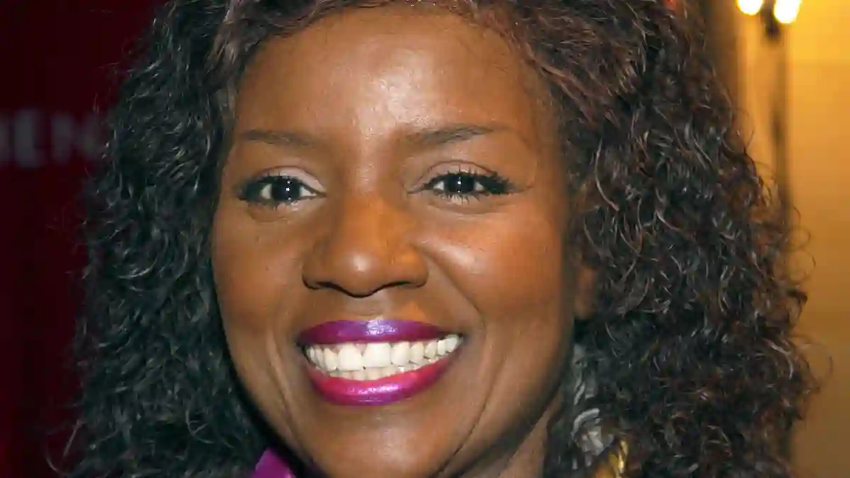 Gloria Gaynor arrives for the launch of the new Language Shop at Henri Bendel, featuring the Breathe the Stars Summer 2002 Collection by Ana Abdul May 15, 2002 in New York City.