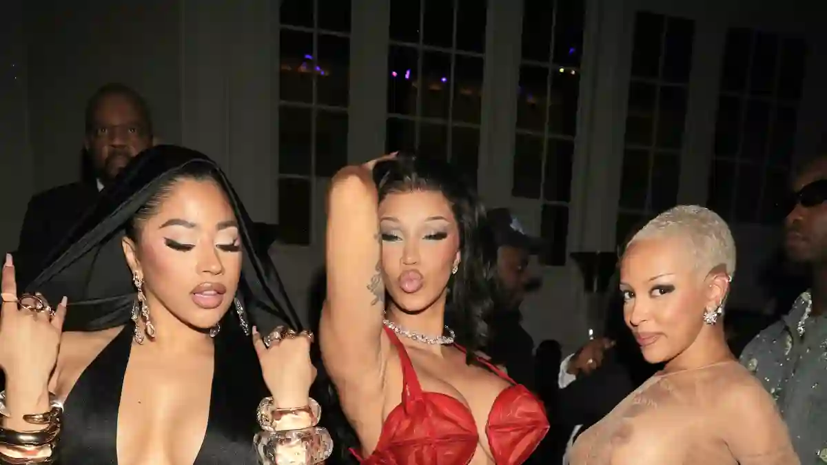 hennessy carolina cardi b and doja cat hot sexy sheathless party met gala after party look