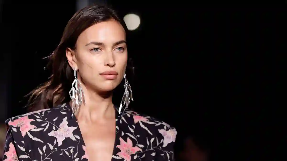 Irina Shayk presents a creation by Isabel Marant during the Women's Spring-Summer 2020 Ready-to-Wear collection fashion show, at the Jardin du Palais Royal, in Paris, on September 26, 2019