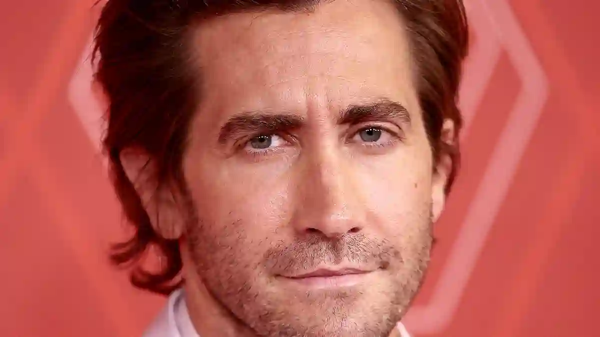 Jake Gyllenhaal Finally Talks About THAT Taylor Swift Song!