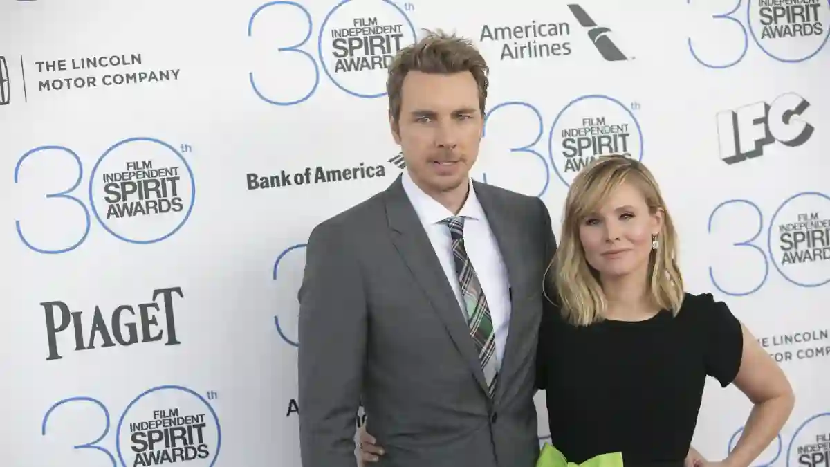 Kristen Bell Shares Heartwarming Card Her Daughter Made For Hubby Dax Shepard's 16th Sobriety Anniversary