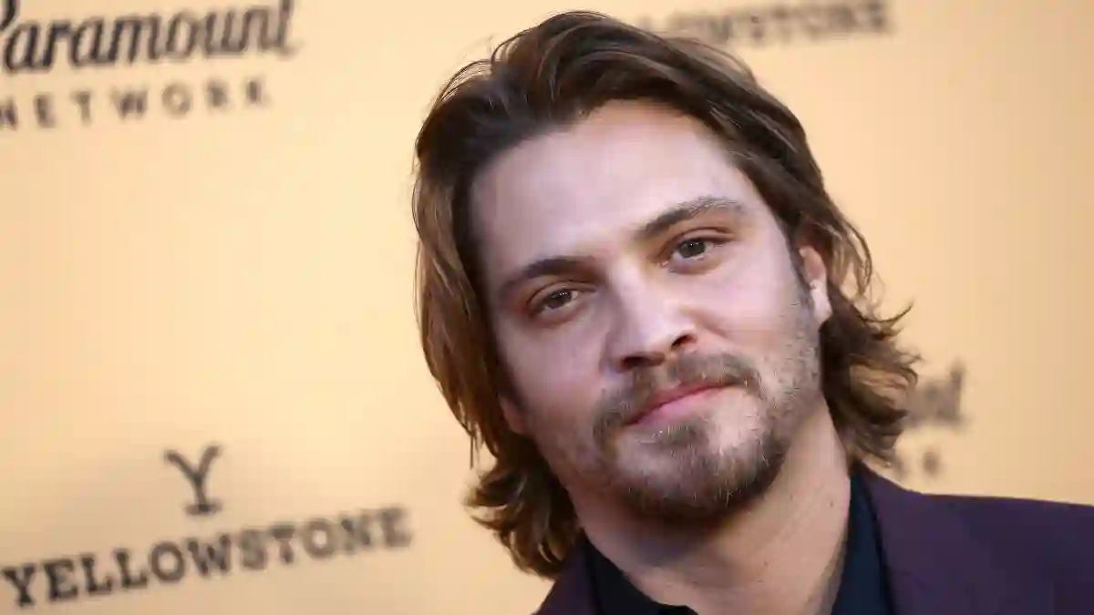 Luke Grimes exited True Blood James exit in a scandal Yellowstone actor play gay controversy