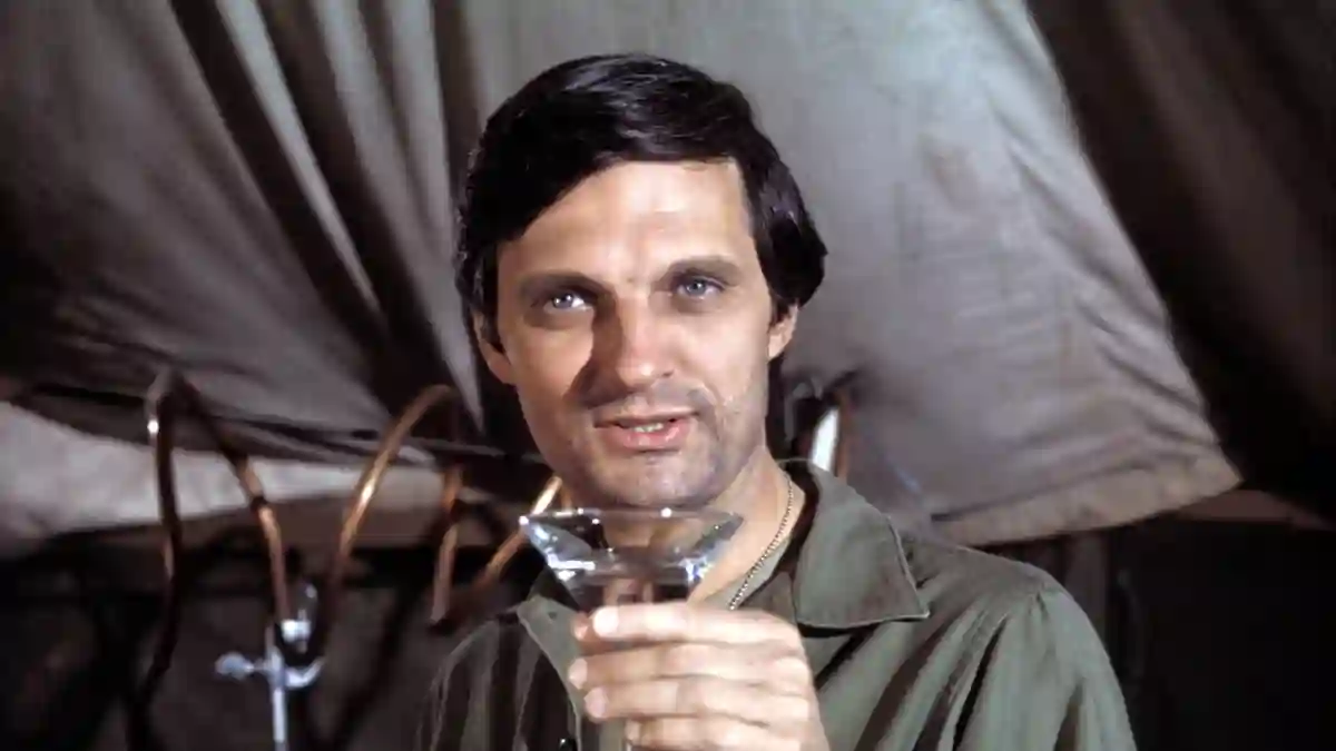 'M*A*S*H' TV show quiz series trivia questions facts cast actor movie