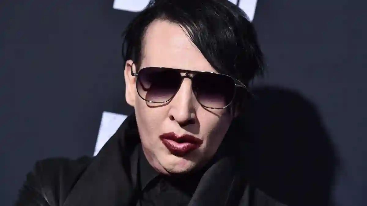 Marilyn Manson attends the Season 10 Premiere of 'The Walking Dead'