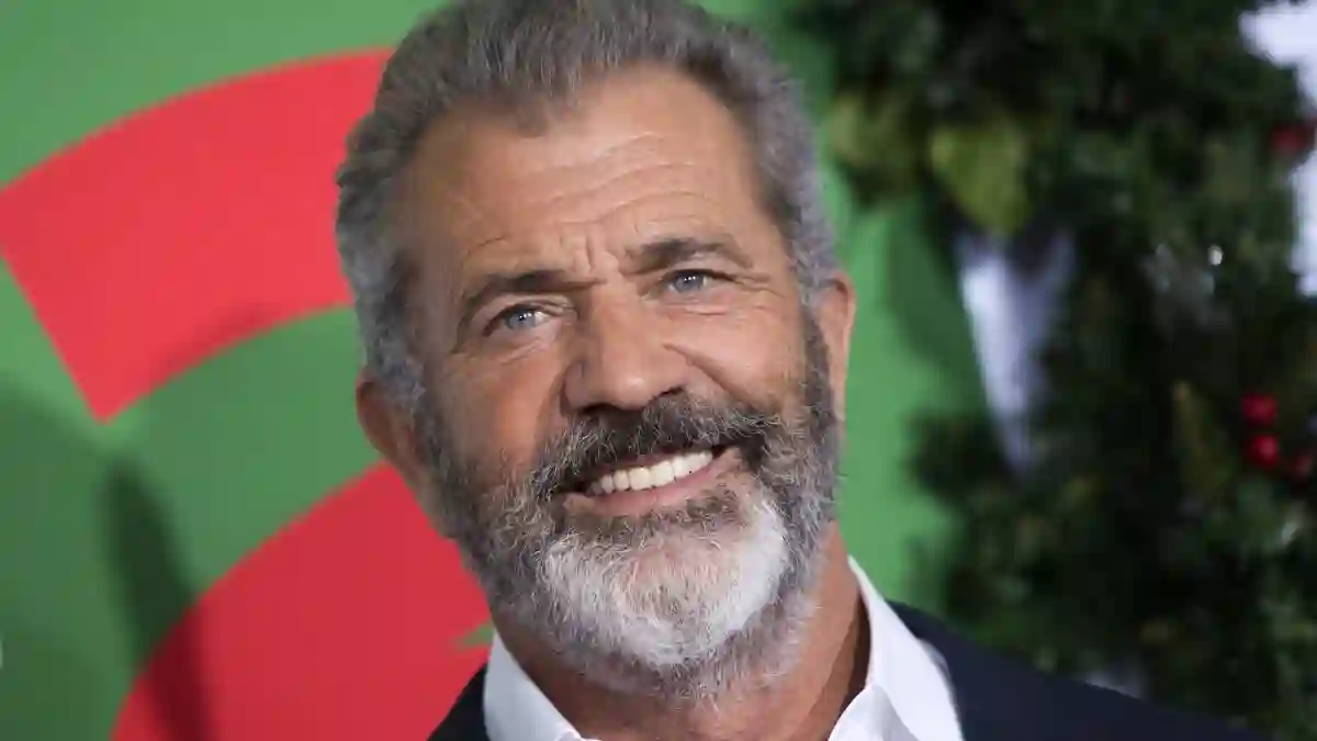 Actor Mel Gibson attends the Paramount pictures premiere of 'Daddy's Home 2'