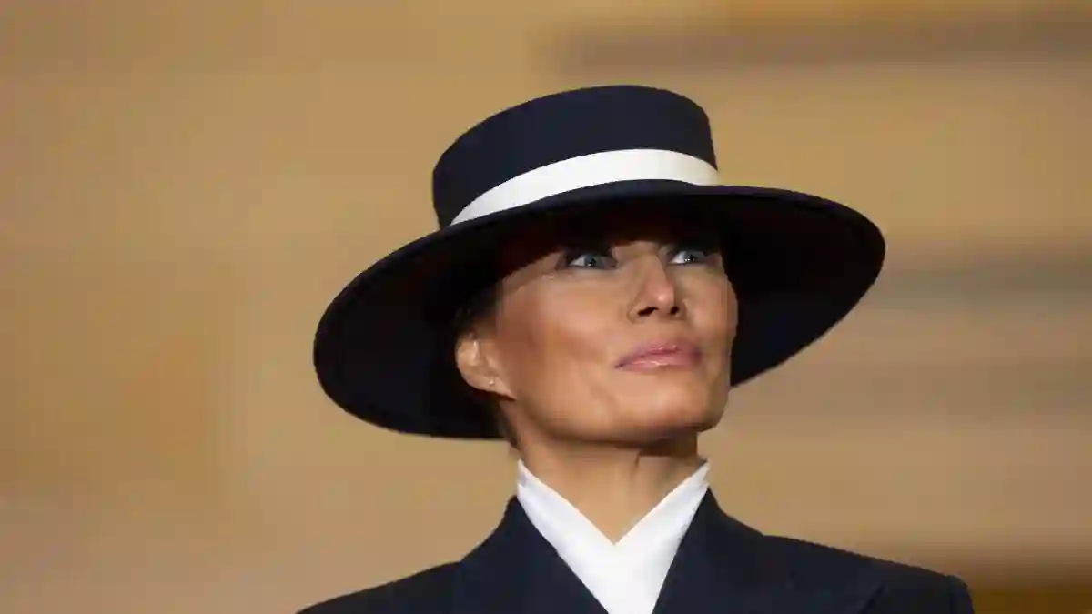 Melania Trump official portrait is here