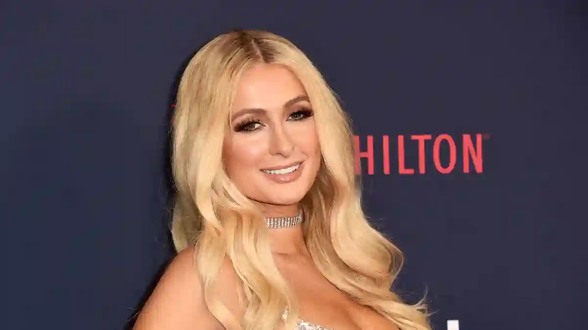 Paris Hilton attends The 9th Annual Streamy Awards.