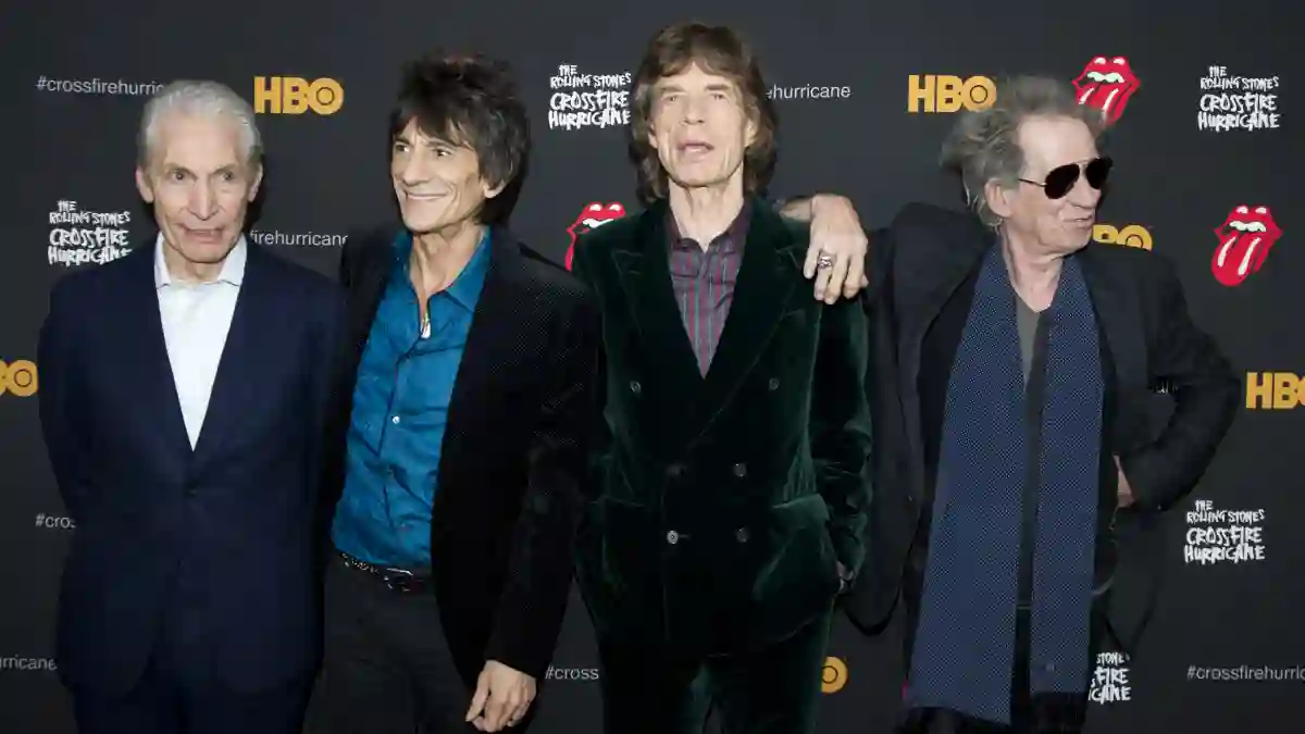 The Rolling Stones Drop "Scarlet," Unreleased 1970s Track Featuring Led Zeppelin's Jimmy Page - Listen Here!