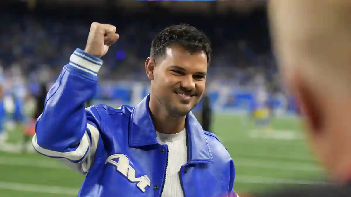 Taylor Lautner