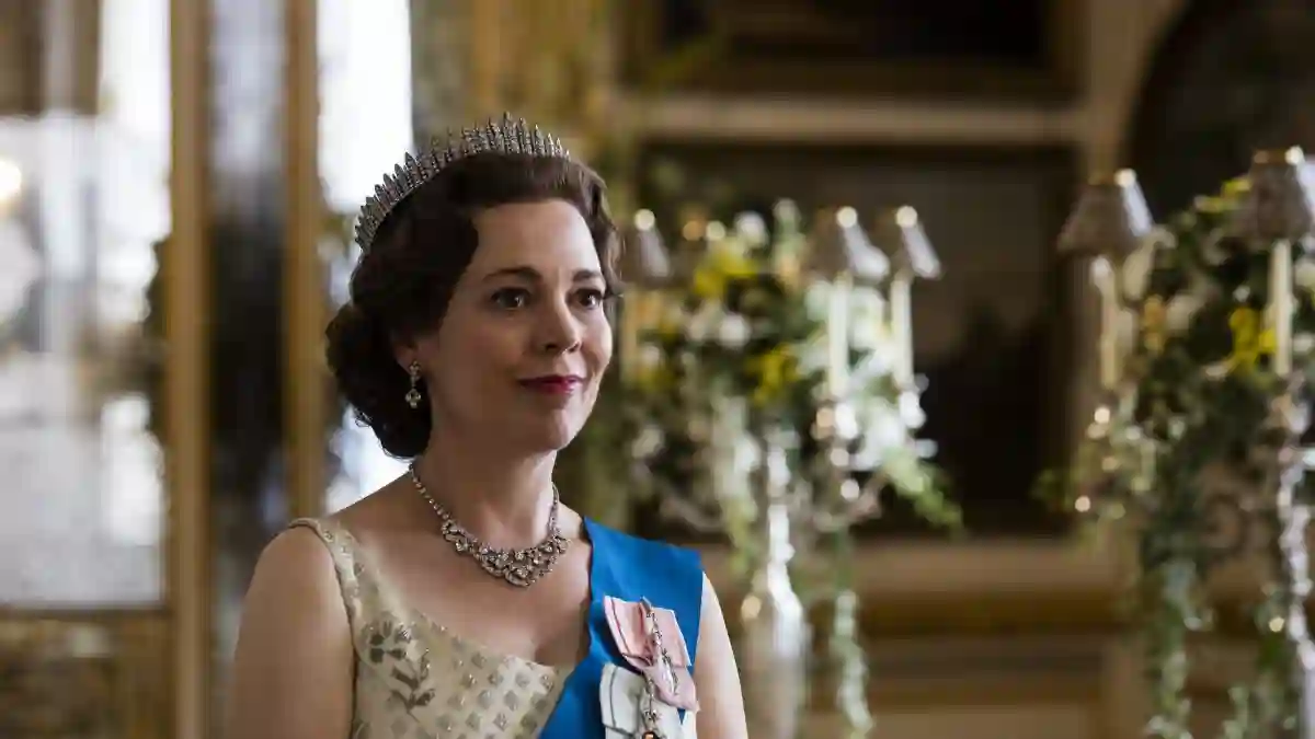 The Crown temporada 4 tráiler y fecha de lanzamiento Olivia Colman Queen Netflix elenco