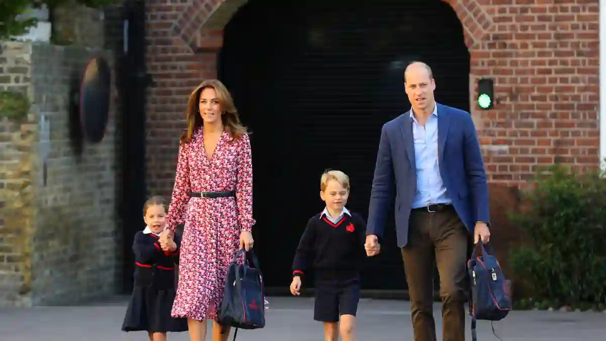 The Royals Celebrate UK Mother's Day: See Prince George's Card For Kate Middleton﻿