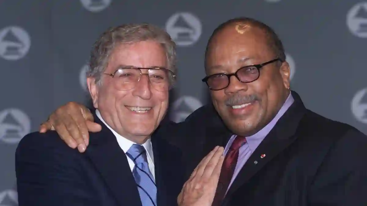Tony Bennett and Quincy Jones announcing Grammy nominations, 2002
