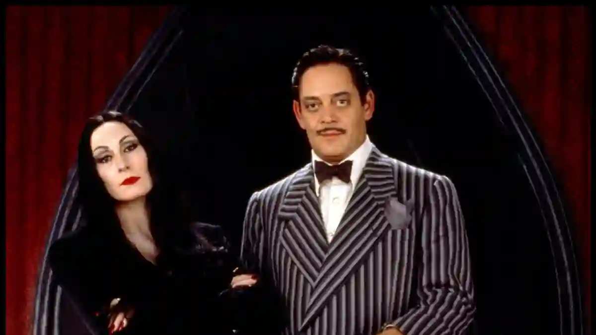 Raul Julia and Anjelica Huston starred in 'The Addams Family' in 1991.