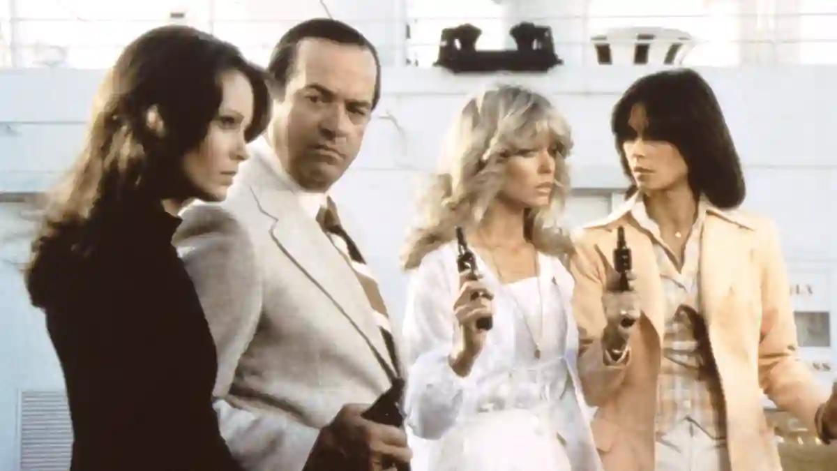 Jaclyn Smith, David Doyle, Farrah Fawcett, Kate Jackson in 'Charlie's Angels'